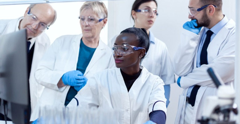 Dia Nacional da Ciência e do Pesquisador Científico: como a pesquisa transforma a oncologia no A.C.Camargo Cancer Center 